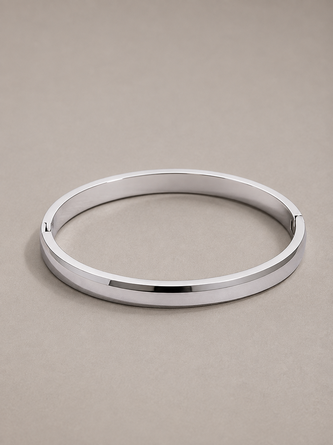 CERCHIO PURO™ | Bracciale Rigido